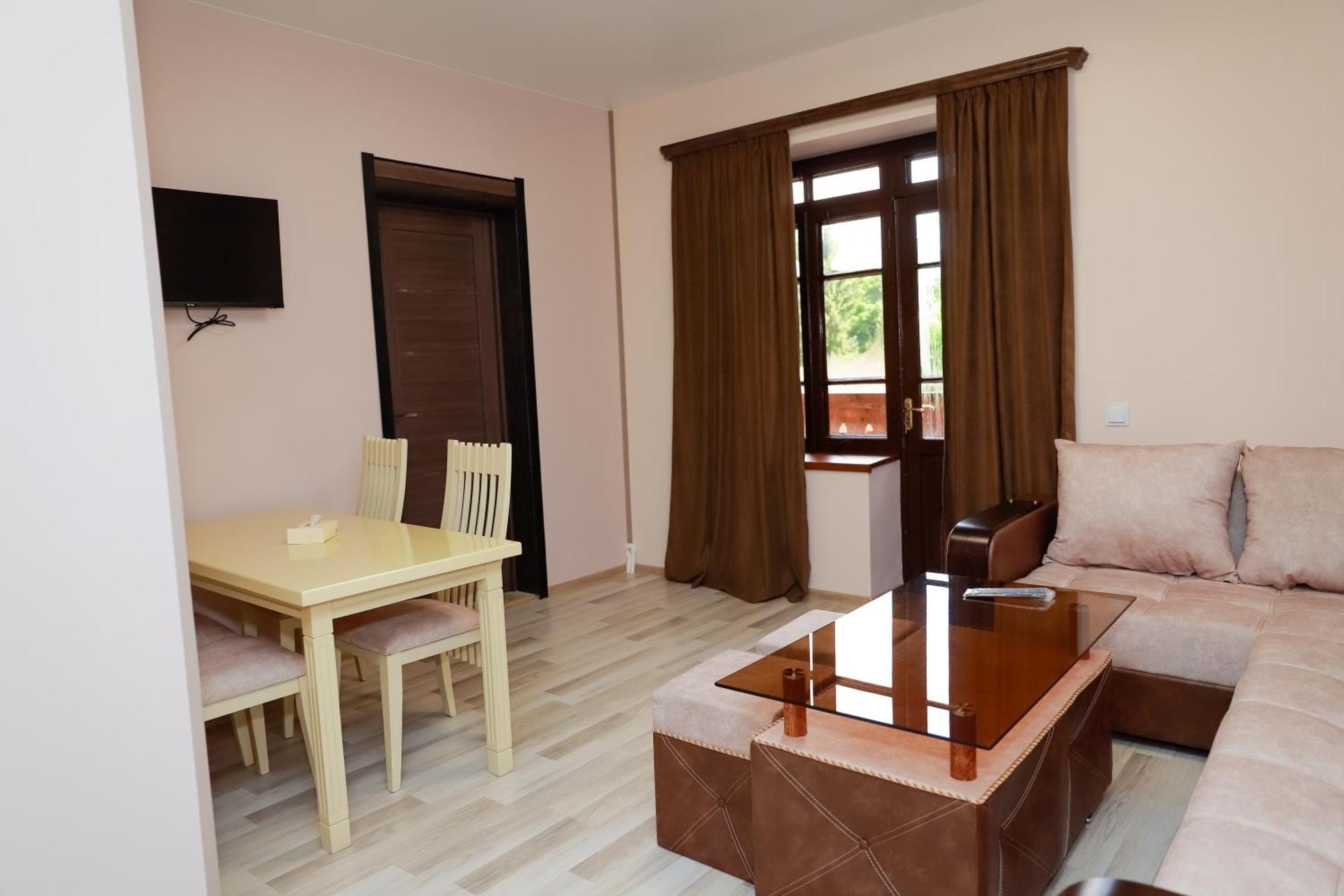 Hotel Dilijan Old Center Εξωτερικό φωτογραφία